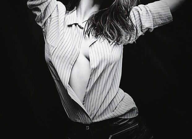 Logandradaily Alexandra Daddario For Details (2 photos)