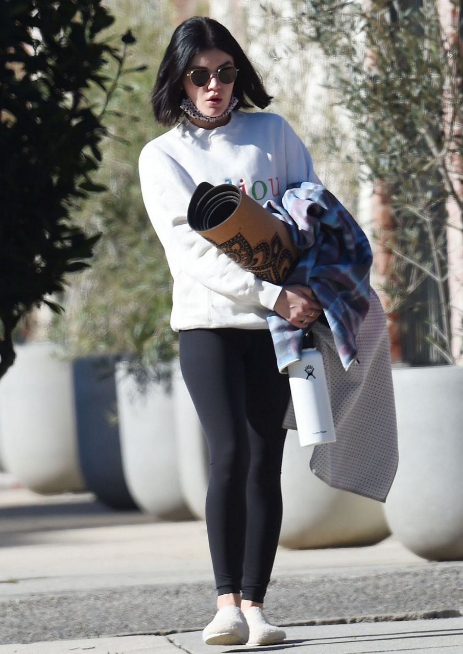 Lucy Hale Leaves Yoga Class West Hollywood