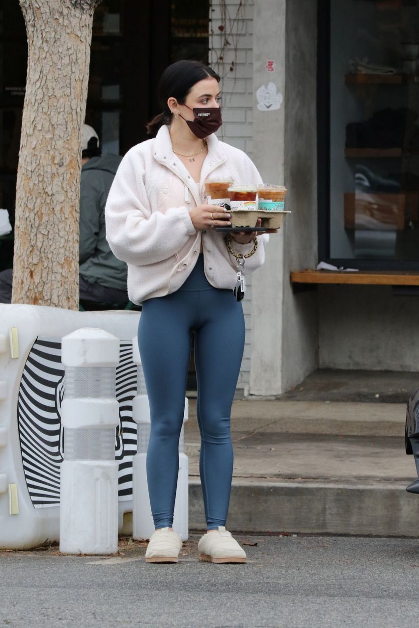 Lucy Hale Out For Coffee Alfred Los Angeles
