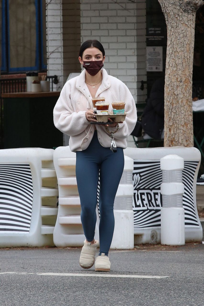 Lucy Hale Out For Coffee Alfred Los Angeles