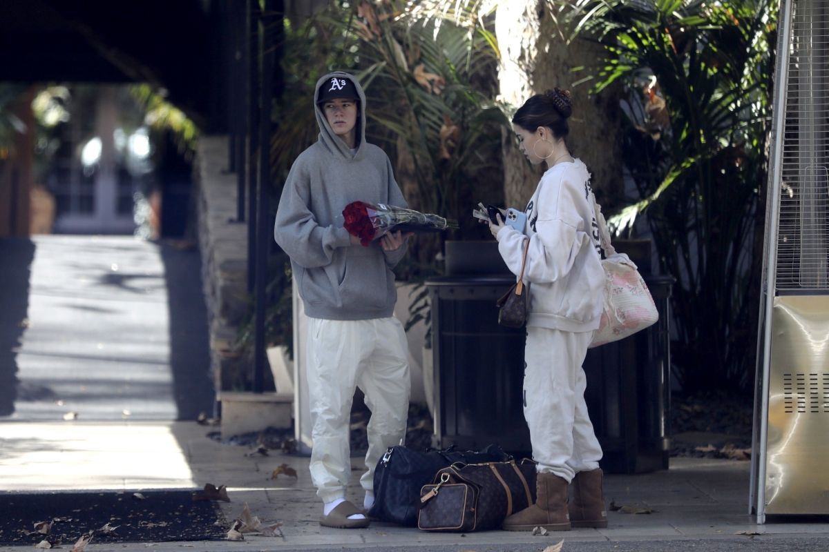 Madison Beer And Nick Austin Out On Valentine S Day Los Angeles
