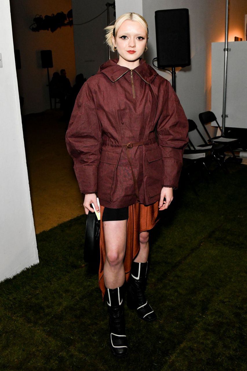 Maisie Williams Reuben Selby Ppresent Will To Form London Fashion Week