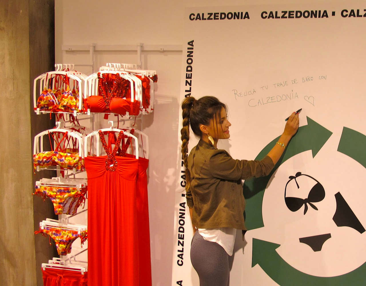 Malena Costa Calzedonia Recycled Campaign Photocall Madrid