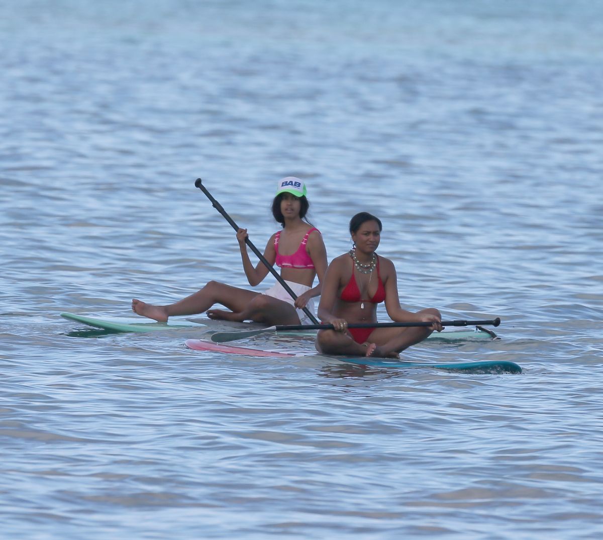 Malia Sasha Obama Paddle Boards Honolulu