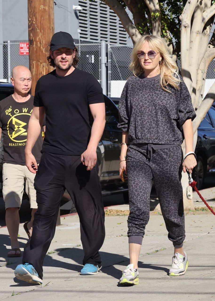 Malin Akerman And Jack Donnelly Out Los Angeles