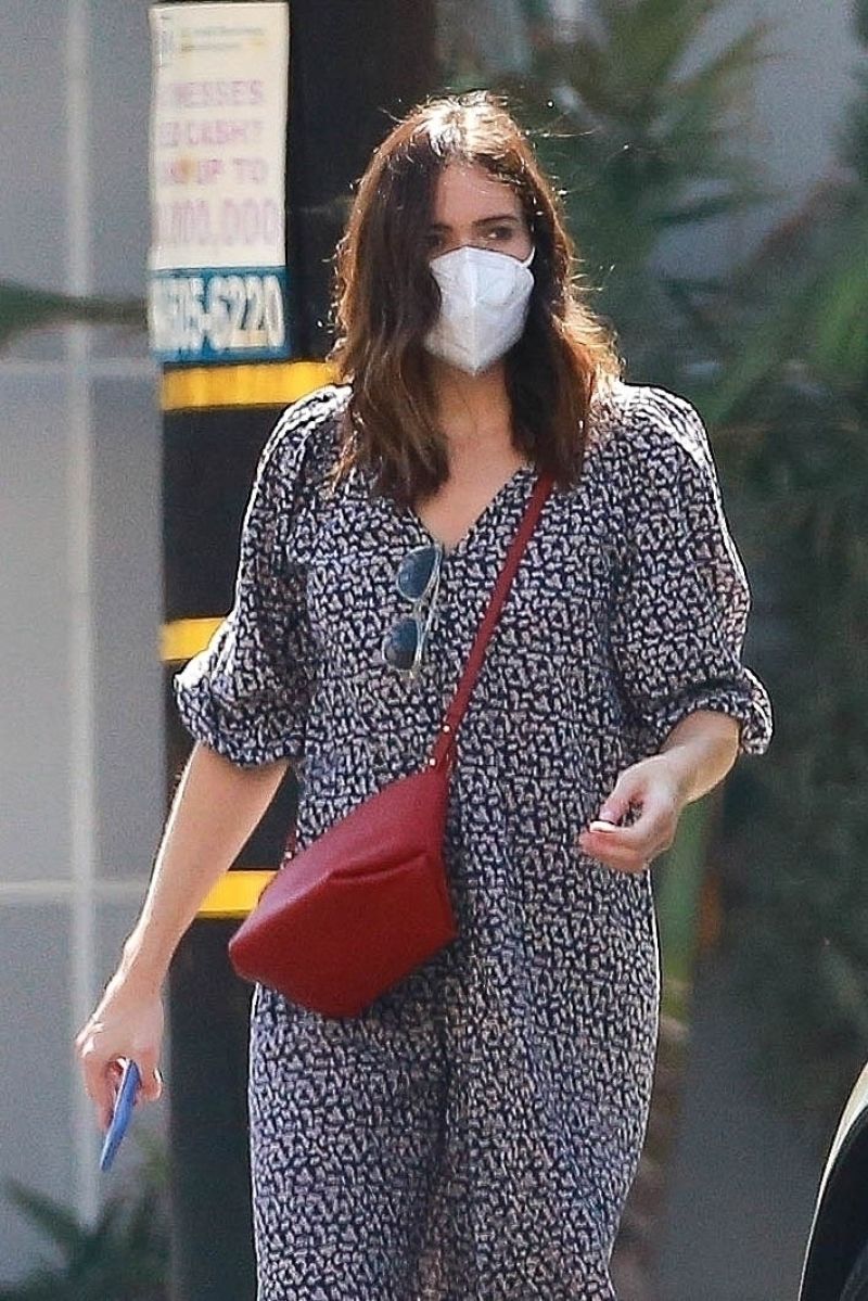 Mandy Moore Out Abour Los Angeles
