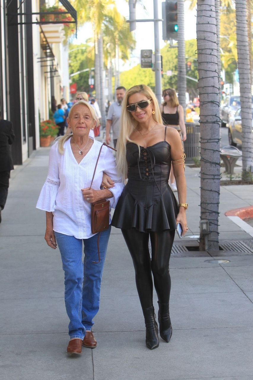 Marcela Iglesias Out With Her Mother Beverly Hills