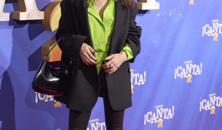 Maria Luisa Mayol Sing 2 Premiere Capitol Cinema Madrid (2 photos)