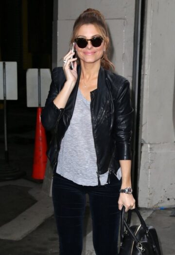 Maria Menounos Leaves Her Hotel New York