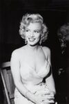 Marilyn Monroe Hot
