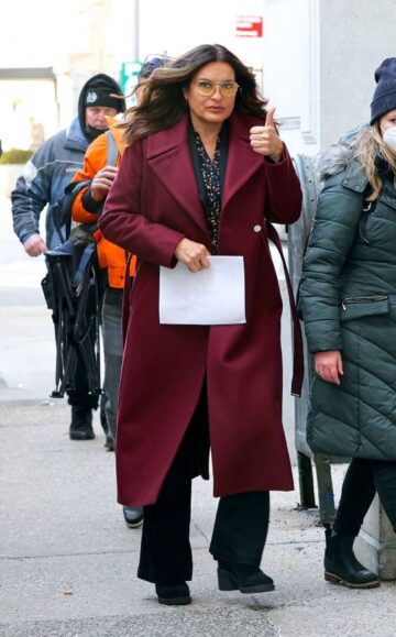Mariska Hargitay On The Set Of Law And Order Special Victims Unit New York