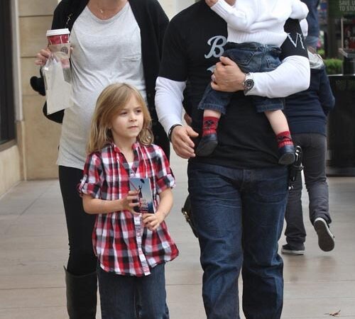 Mark Wahlberg Out In La With The Family (1 photo)