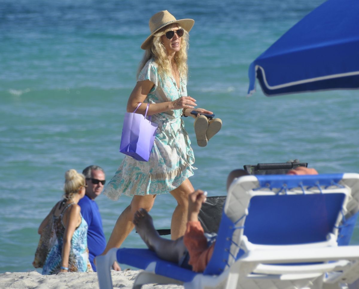 Marla Maples Out Beach Miami