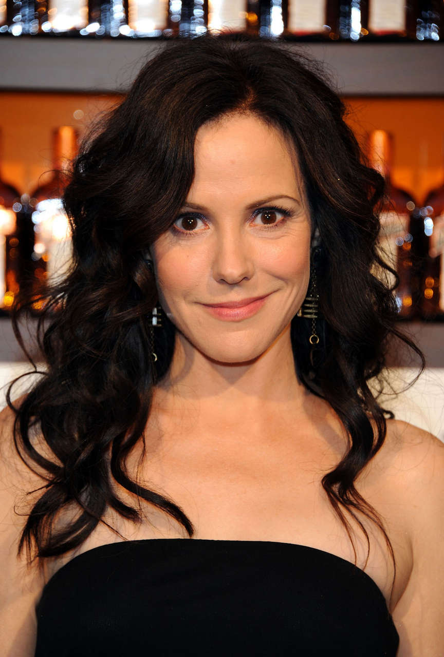 Mary Louise Parker Cointreau Poolside Soirees Launch Beverly Hills