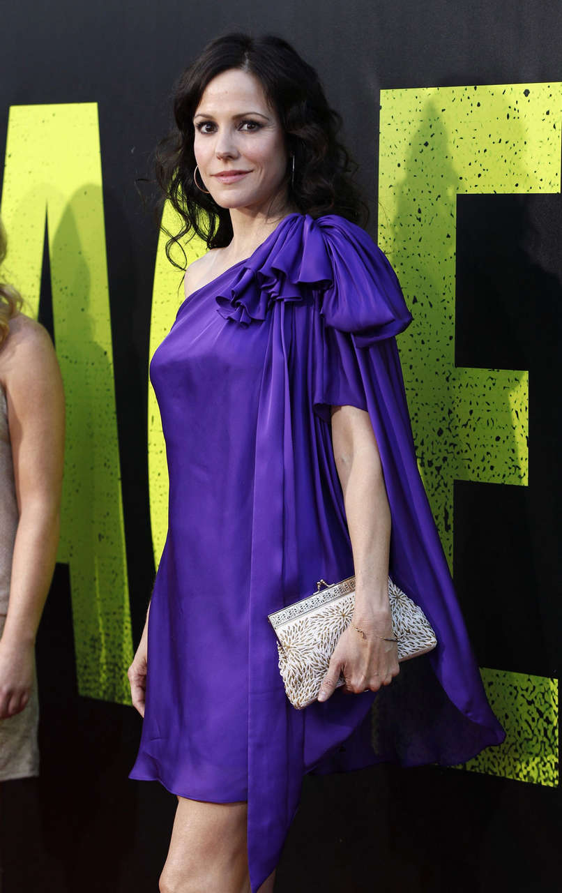 Mary Louise Parker Savages Premiere Los Angeles