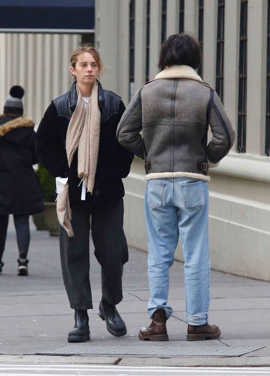Maya Hawke Out For Lunch With Friend New York