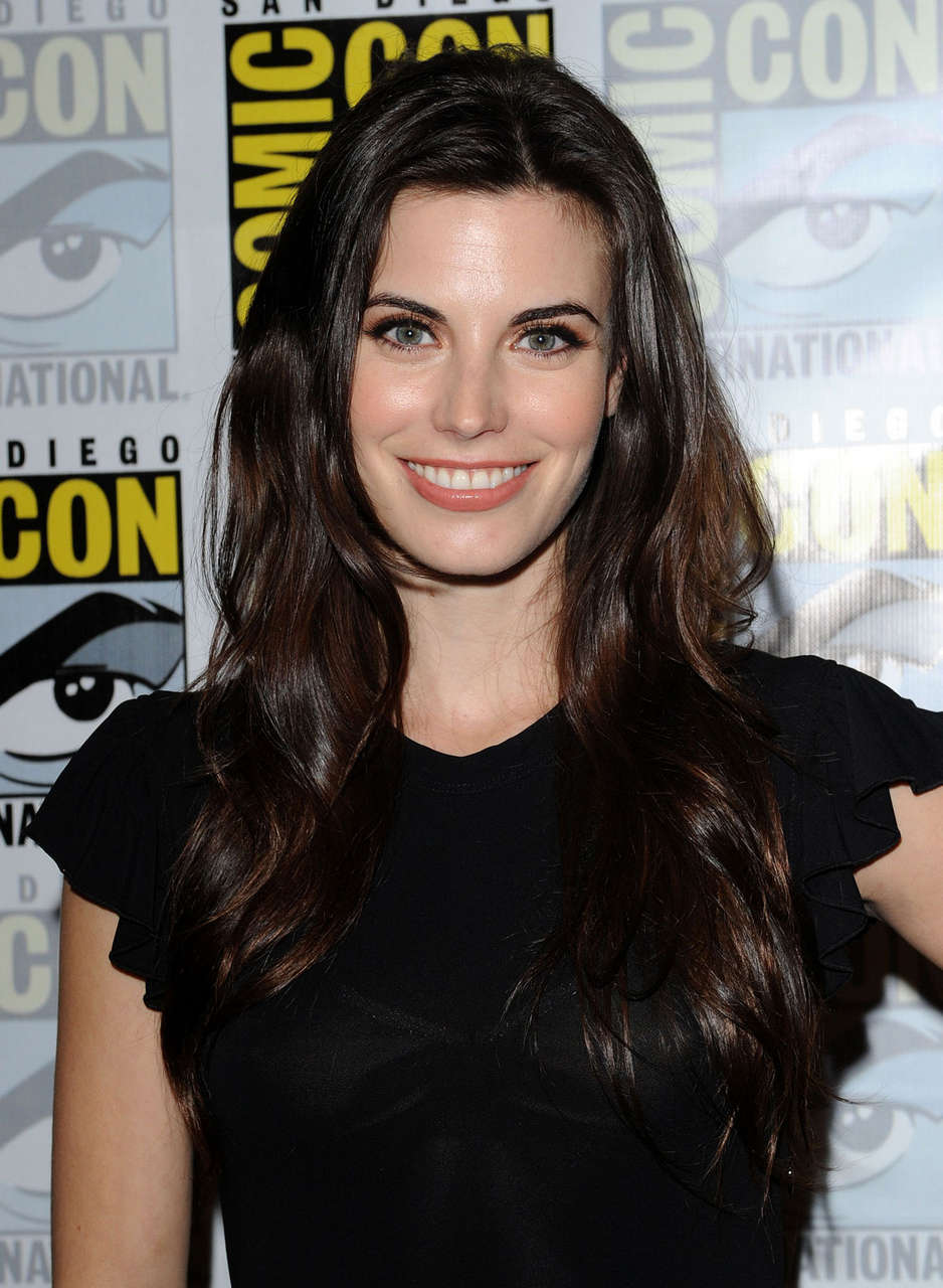 Meghan Ory Once Upon Time Press Conference Comic Con