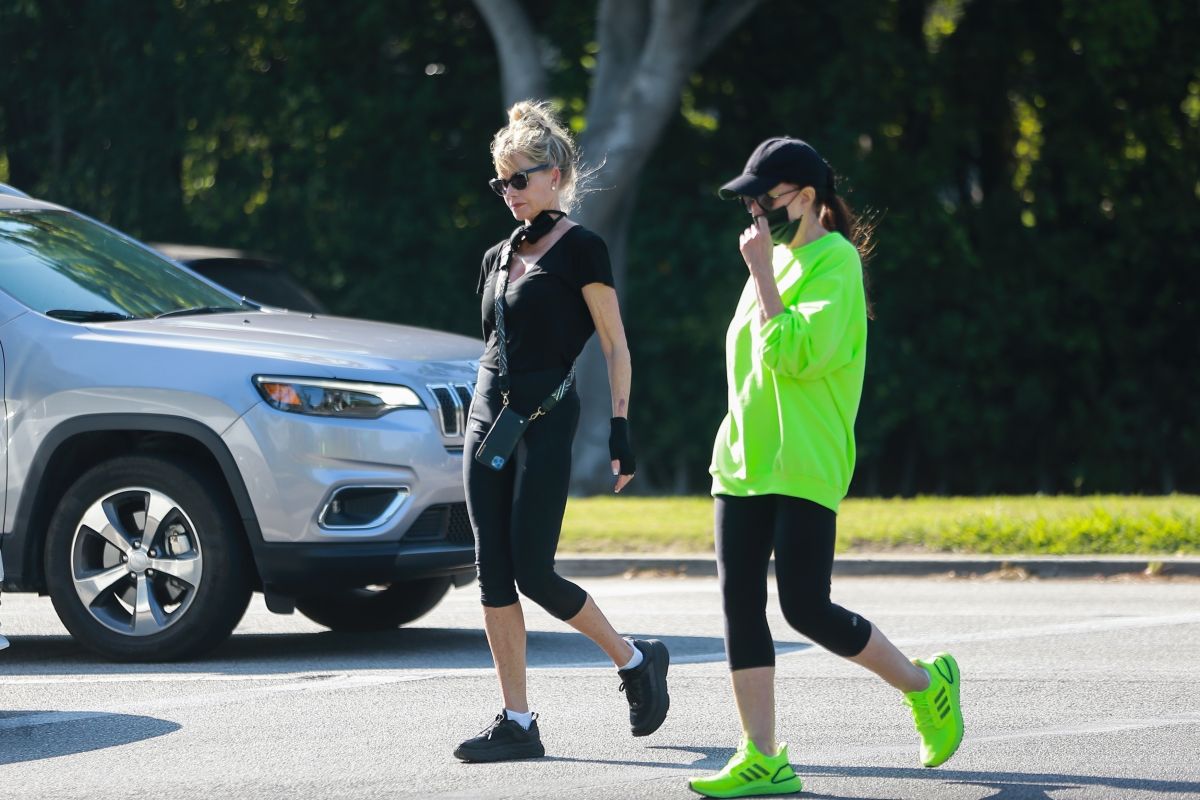 Melanie Griffith Out Hiking Beverly Hills