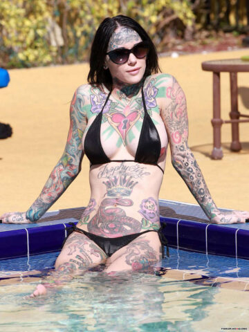 Michelle Bombshell Mcgee Black Bikini Pool West Palm Beach