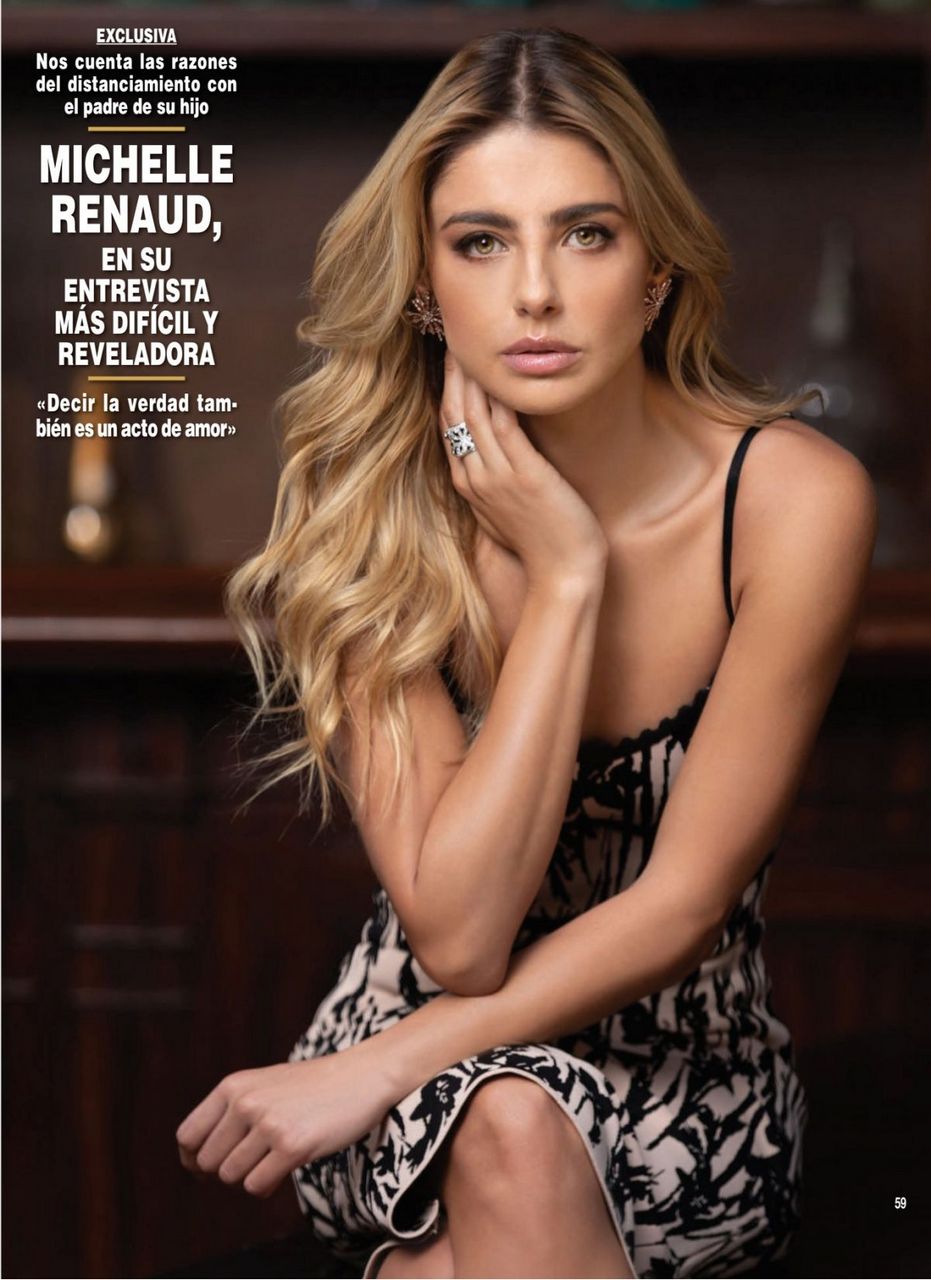 Michelle Renaud Hola Magazine Mexico February