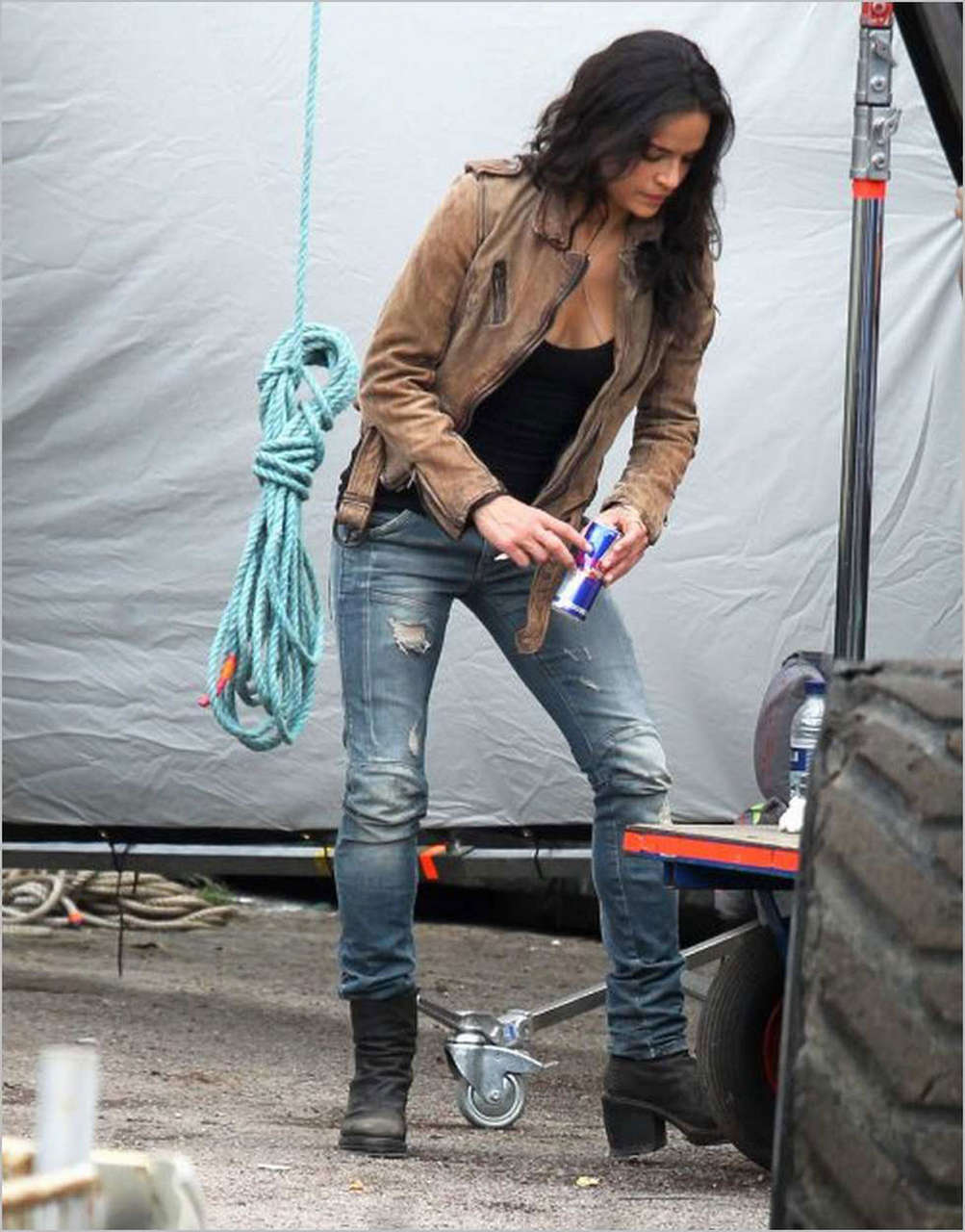 Michelle Rodriguez Set Fast Furious