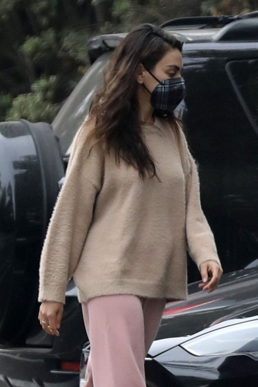 Mila Kunis Out About Beverly Hills