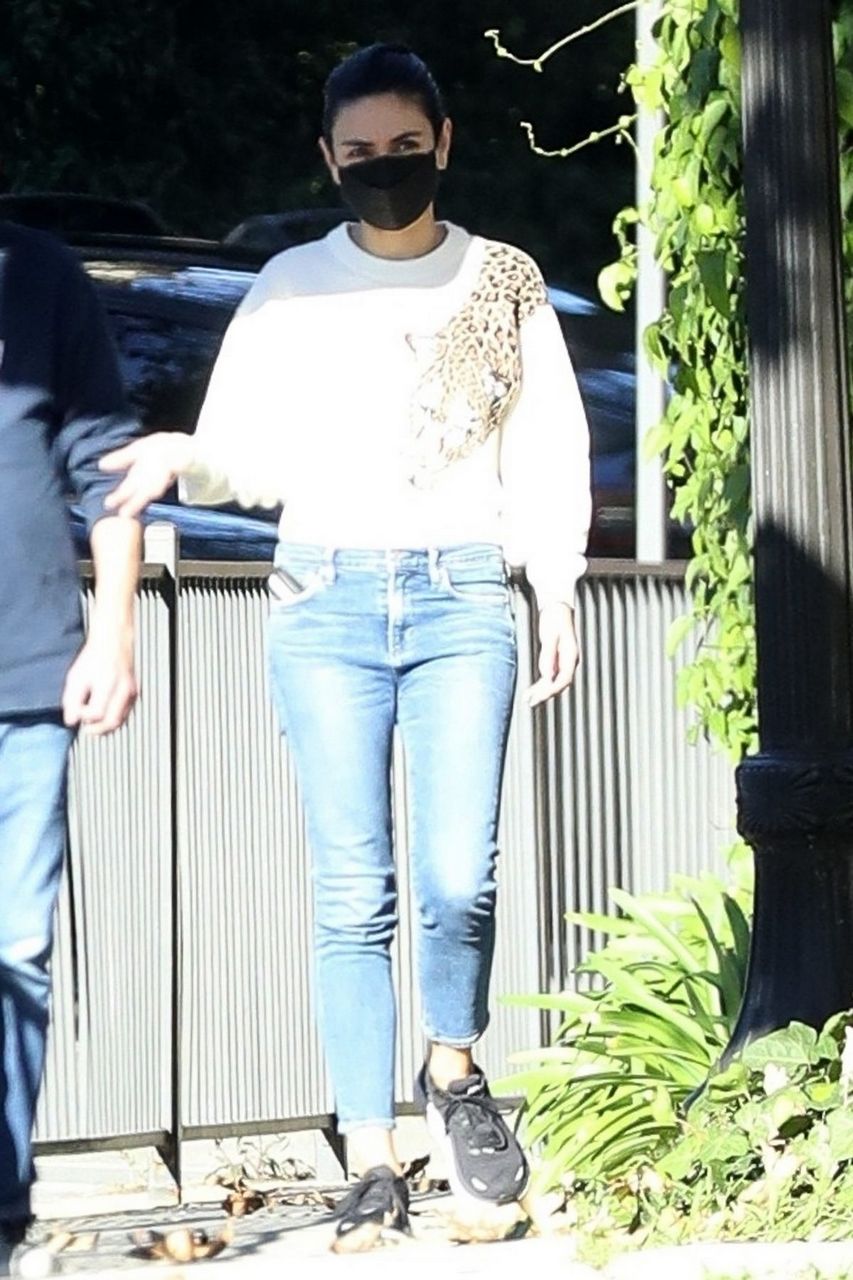 Mila Kunis Out With Her Father Law Larry Kutcher Los Angeles