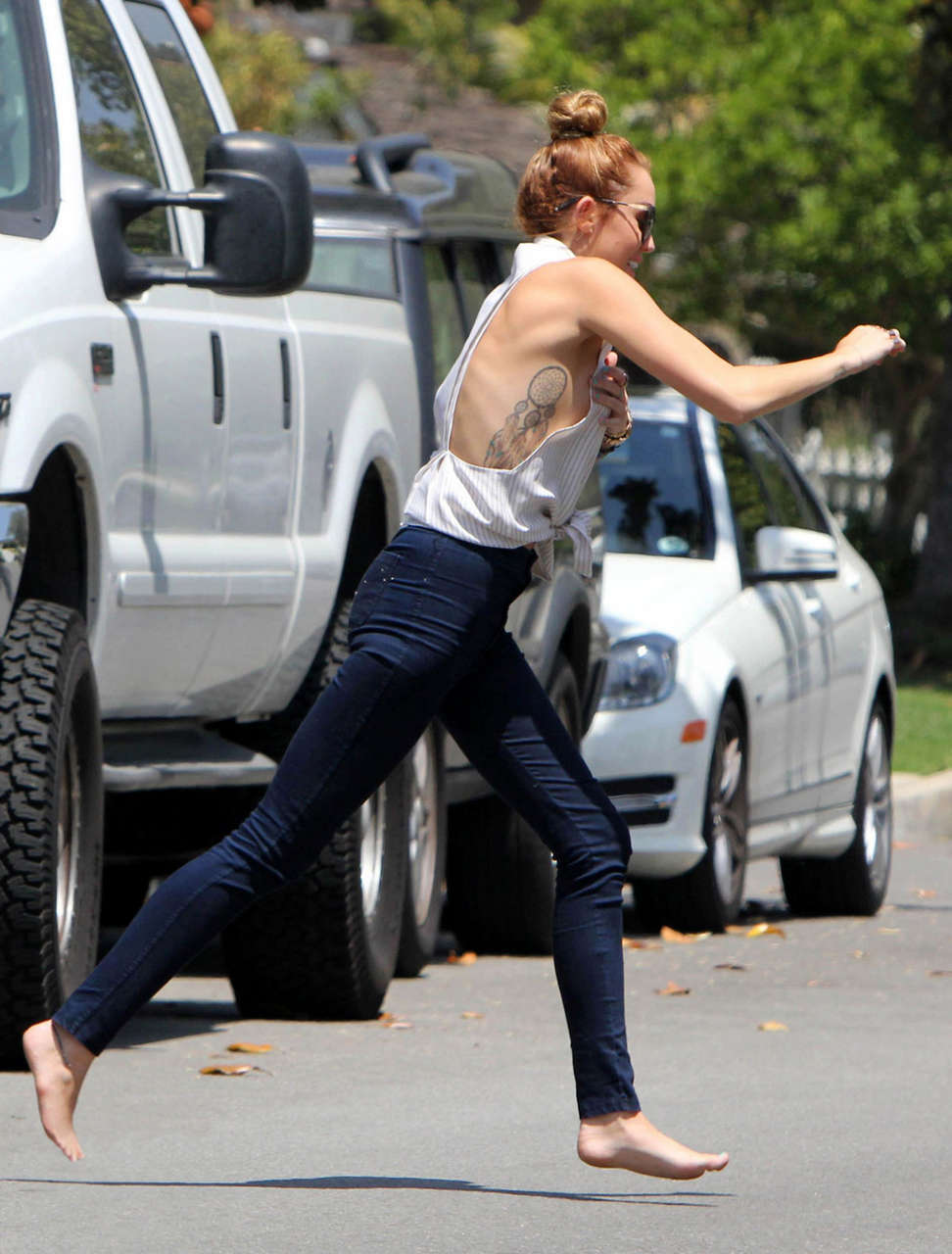 Miley Cyrus An Open Top Out Toluca Lake