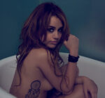 Miley Cyrus Bathtub Vijat Mohindra Photoshoot