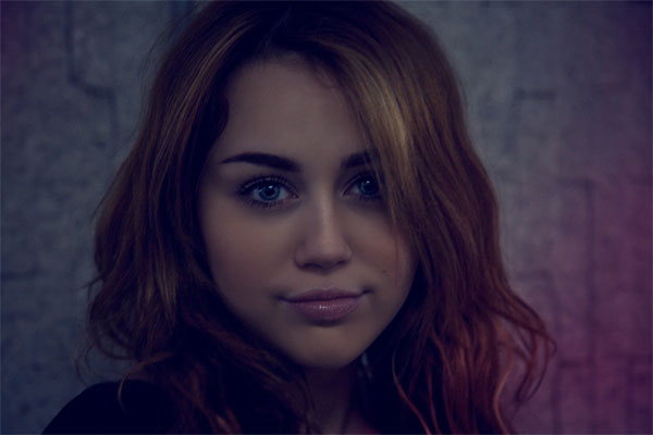 Miley Cyrus Bathtub Vijat Mohindra Photoshoot