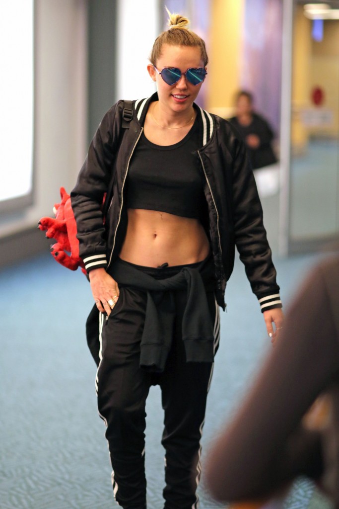 Miley Cyrus Braless