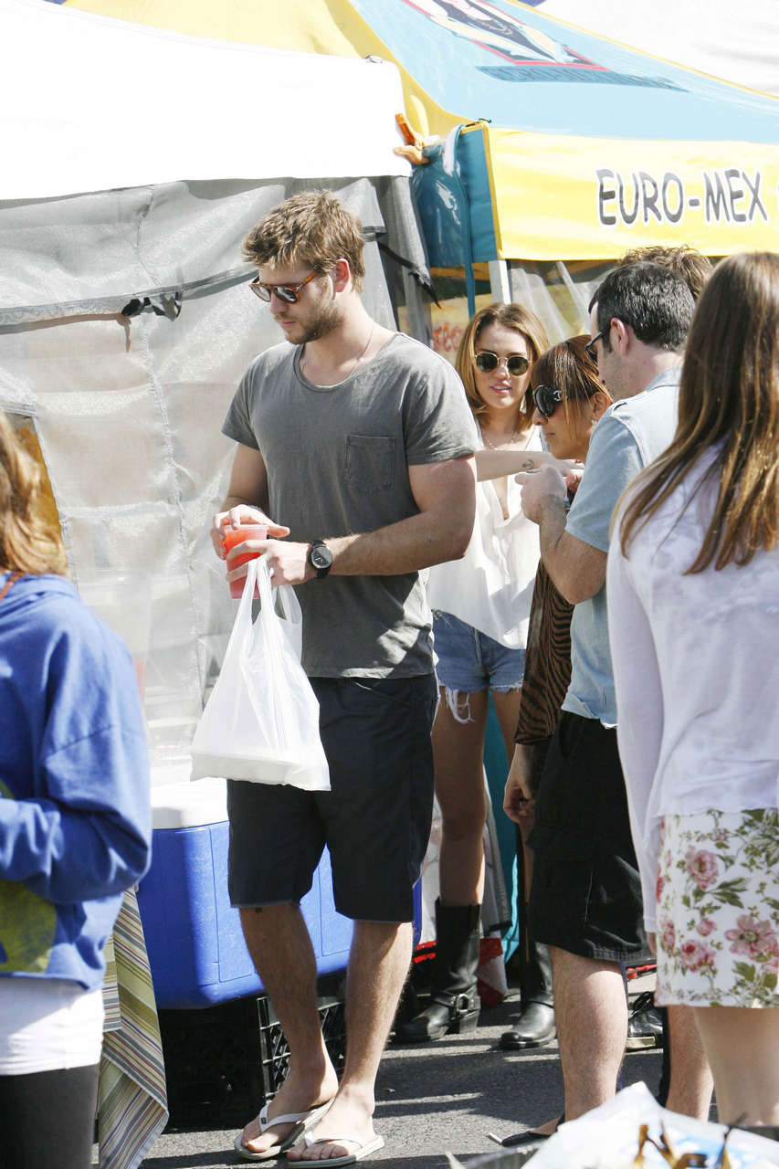 Miley Cyrus Jeans Shorts Farmers Market Los Angeles
