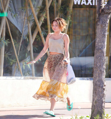 Miley Cyrus Leaving Nail Salon Studio City