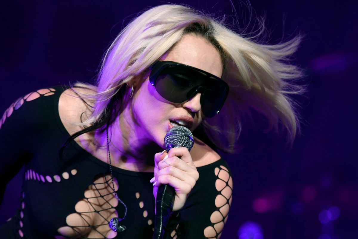 Miley Cyrus Performs Concert Bogota