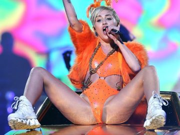 Miley Cyrus Pussy Sidney