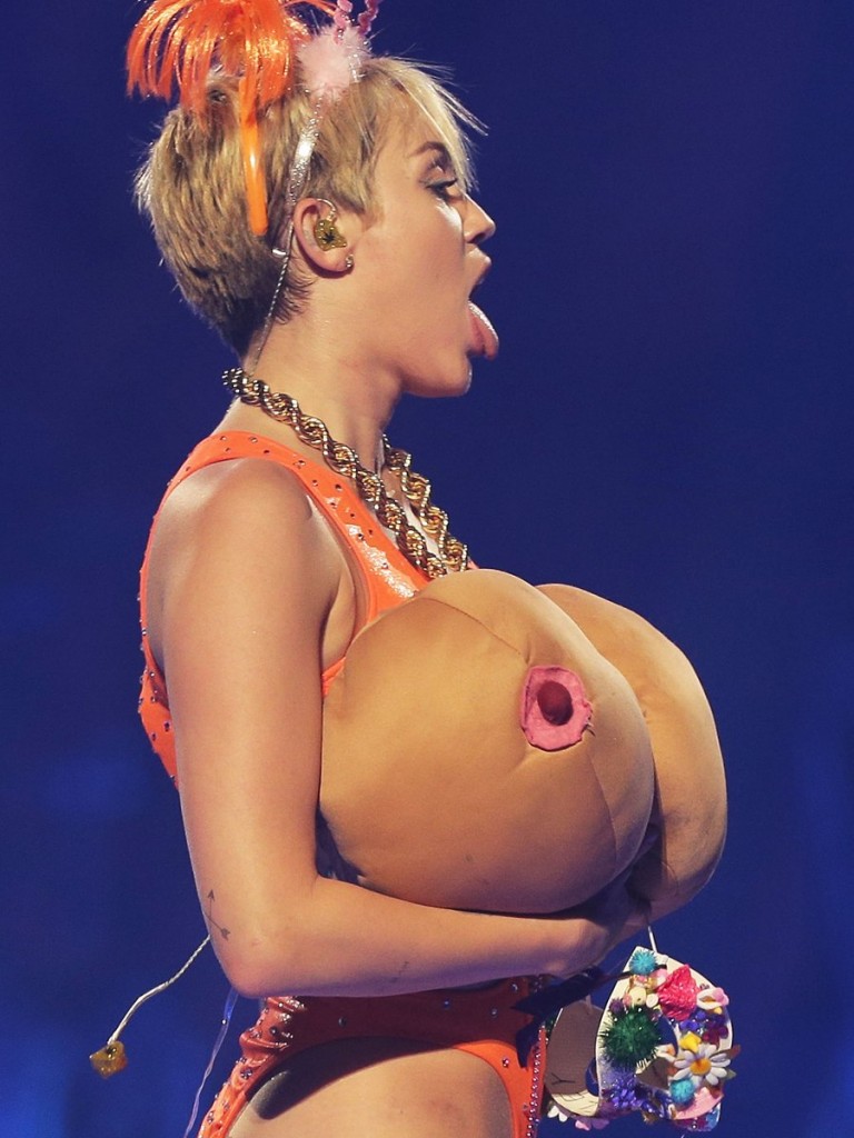 Miley Cyrus Pussy Sidney