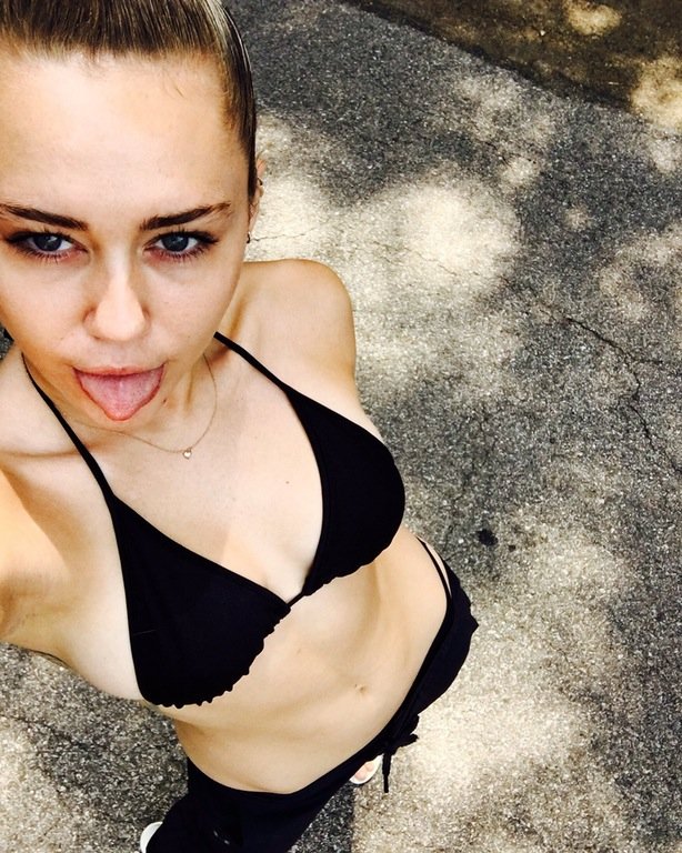 Miley Cyrus Sexy