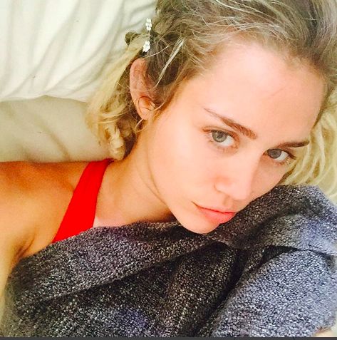 Miley Cyrus Sexy Selfies