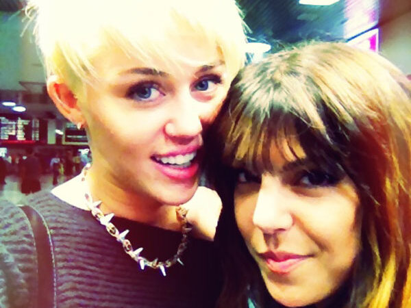 Miley Cyrus Shaves Her Head To Rock An Edgy Undercut (7 photos)