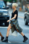 Miley Cyrus Shorts Out Shopping New York