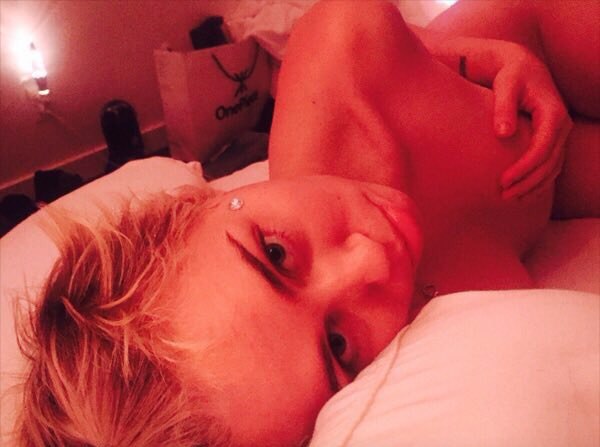 Miley Cyrus Topless