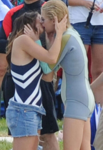 Minka Kelly Rachael Taylor Kissing Set Charlies Angels