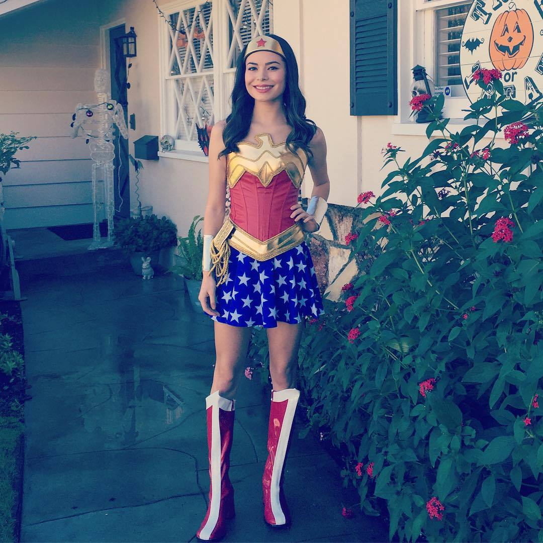 Miranda Cosgrove Halloween Costume
