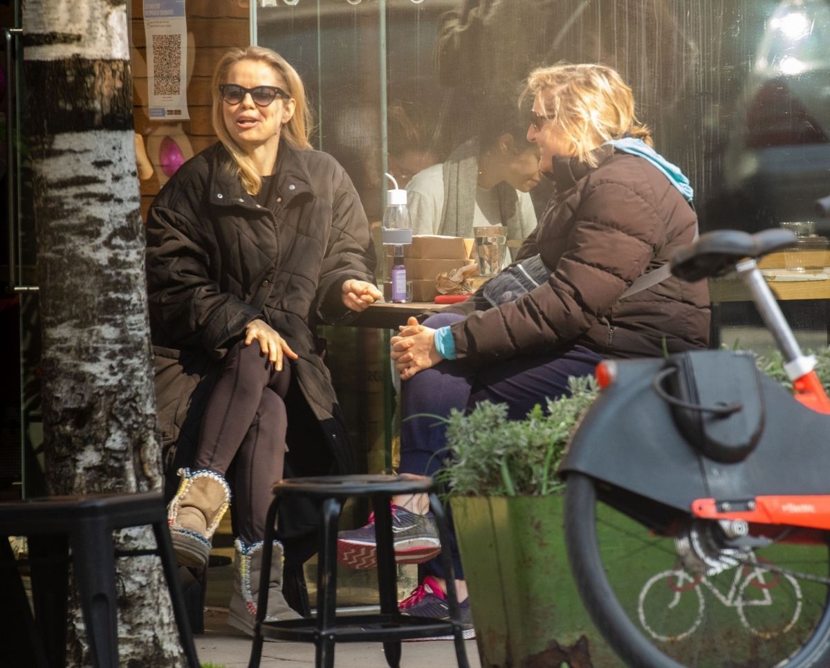 Mircea Monroe Out For Lunch Primrose Hill