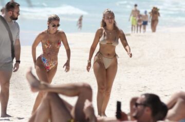 Molly Mae Hague Bikini On Beach Tulum