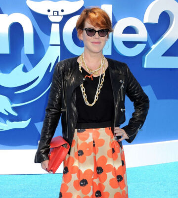Molly Ringwald Dolphin Tale 2 Premiere Los Angeles
