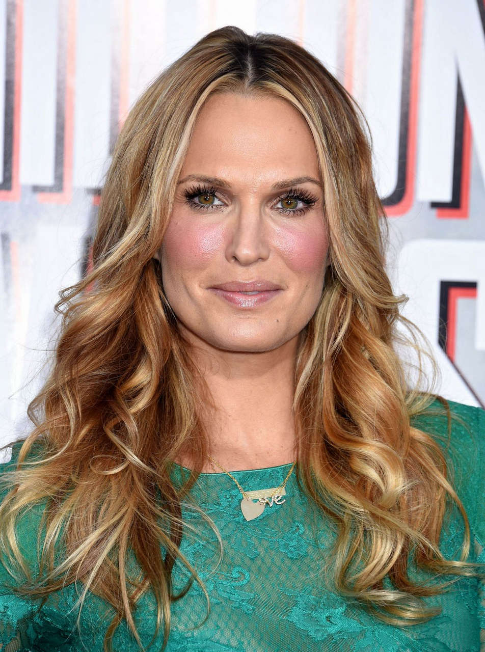 Molly Sims Million Ways To Die West Premiere Westwood