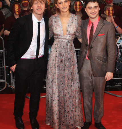 Nancsong Rupert Grint Emma Watson And Daniel (1 photo)