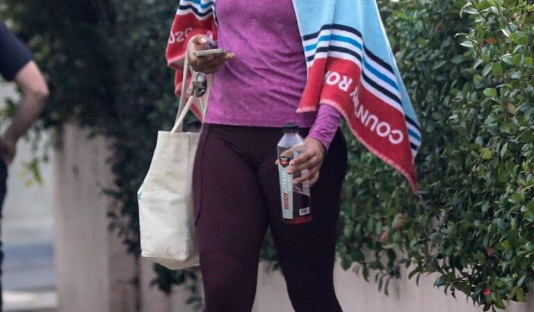 Naomi Osaka Leaves Gym Session Santa Monica (10 photos)