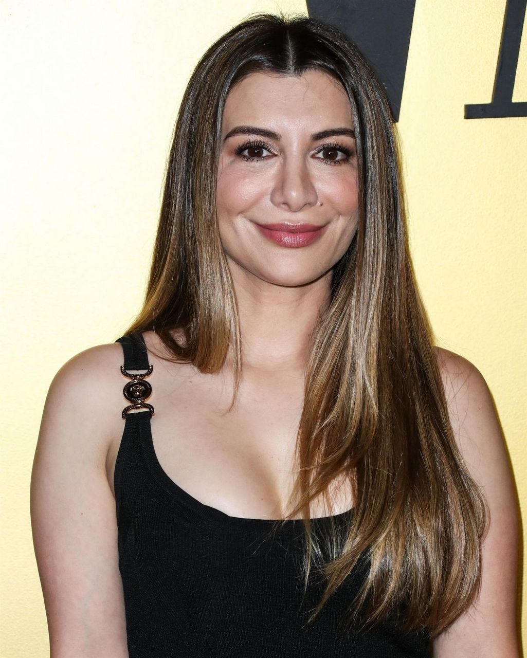 Nasim Pedrad Vanities Party Night For Young Hollywood Los Angeles